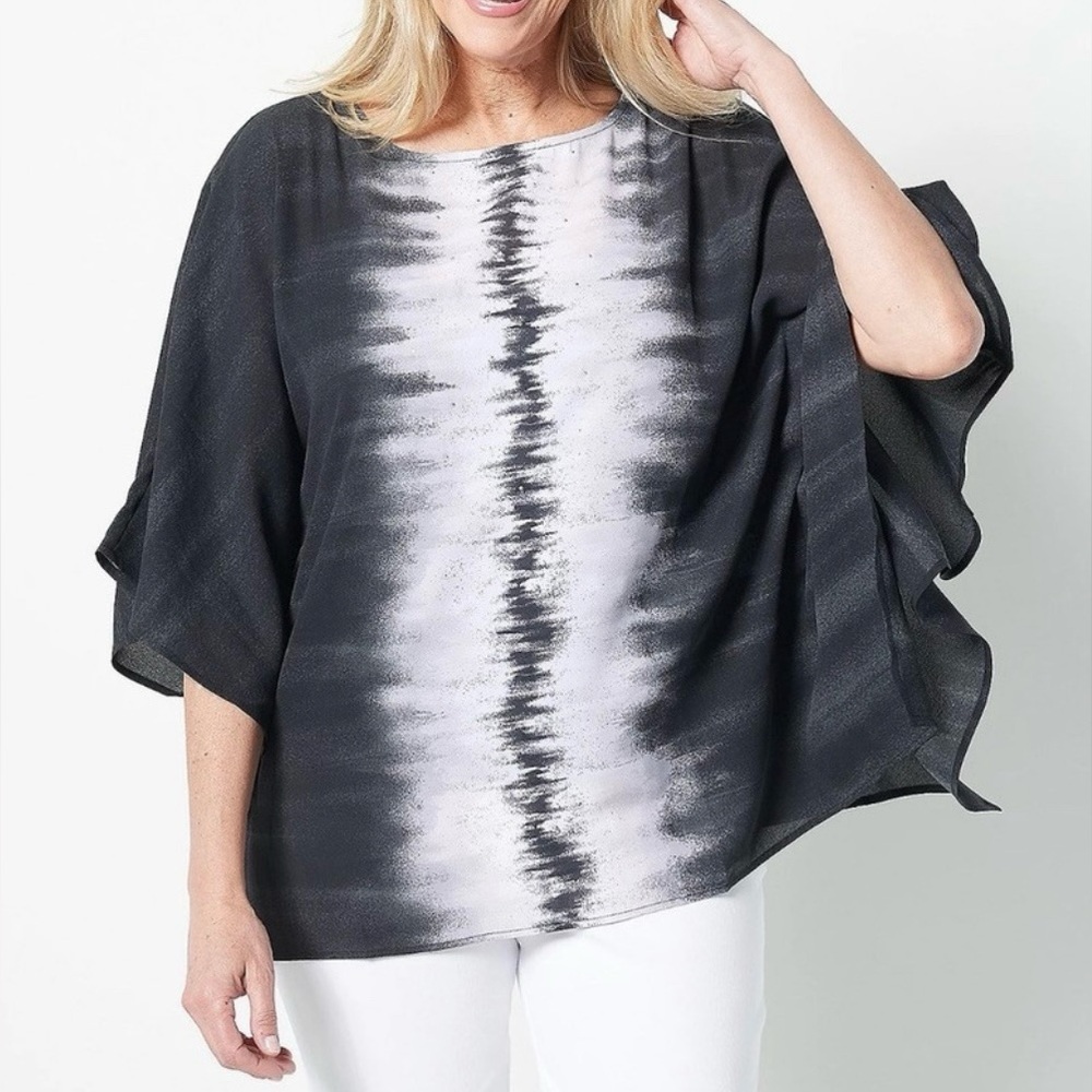 Quacker Factory NWOT Women’s Tie Dye Kaftan Blouse Rhinestones Size Medium